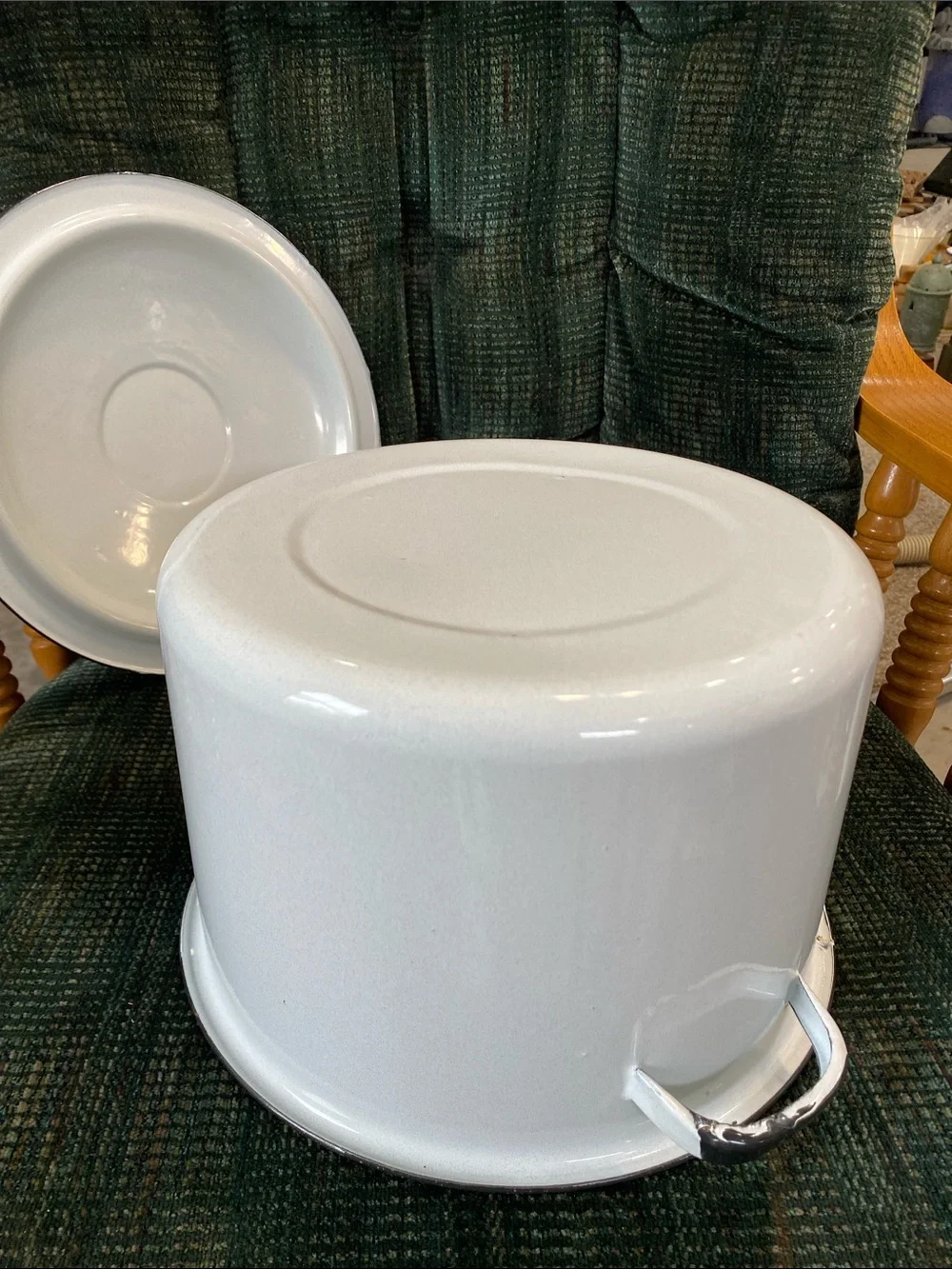 Vintage White Enamel Stockpot with Lid